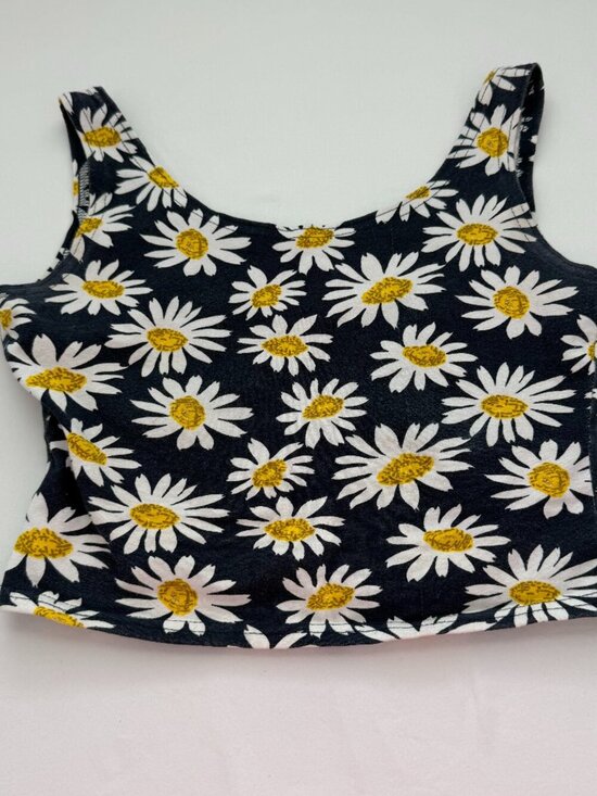 Tops - Y2K Floral Daisy Crop Top Black White Cami 90s Indie Soft Grunge Tank
